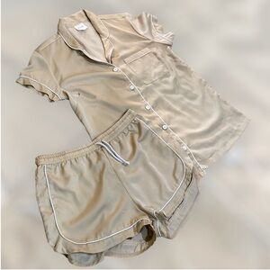 Sleep Lounge 2 piece pajamas shorts & short sleeve button down top beige Sz S